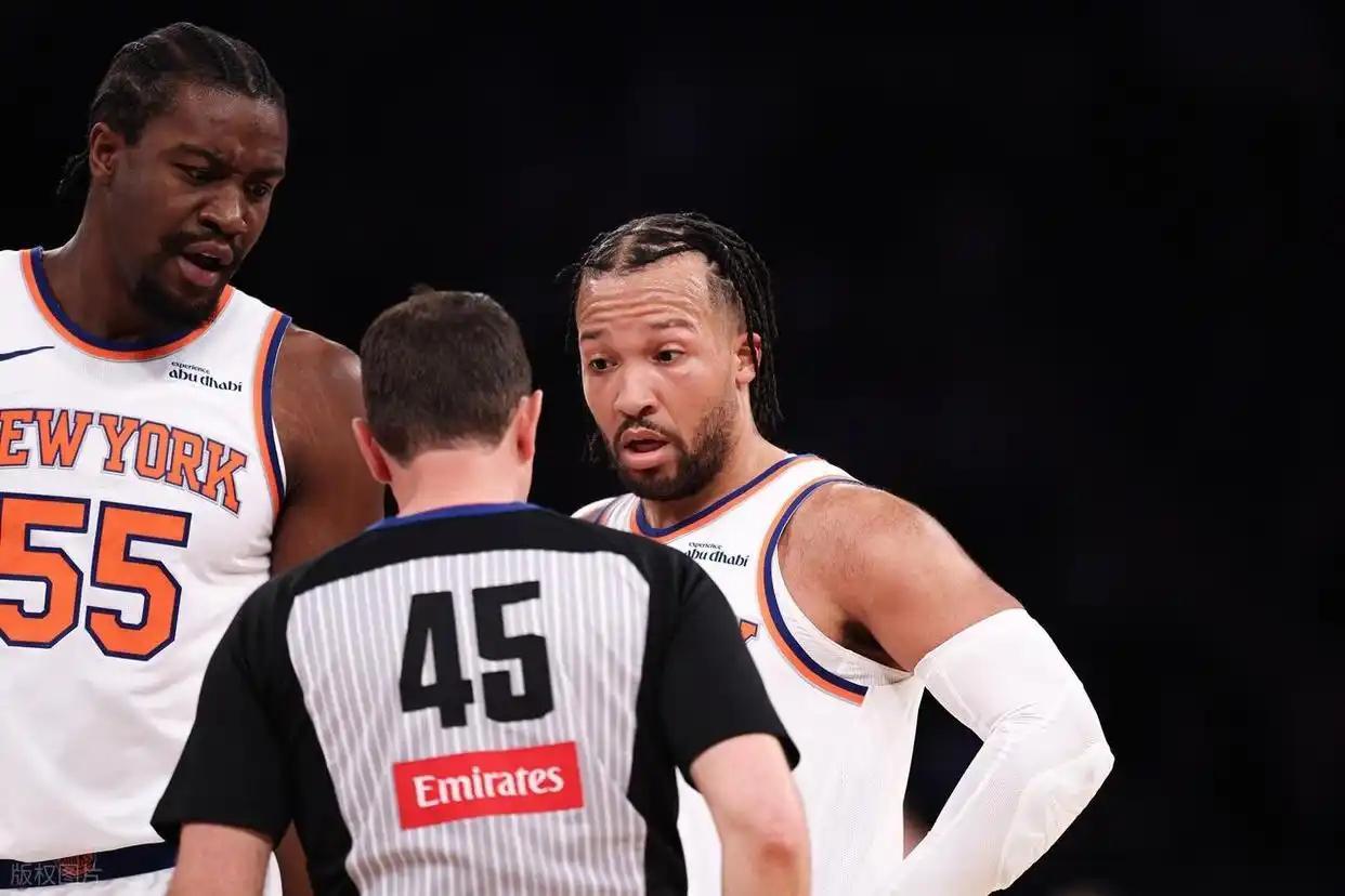 开云登录入口-半场轰6记三分!雷霆高塔率队豪取四连胜,3年1.7亿先生摸不到球