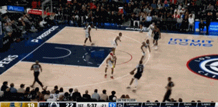 Kaiyun Sports-开云体育-疼到锤地!小卡新大腿伤了!3节29+8,快船直冲第8!