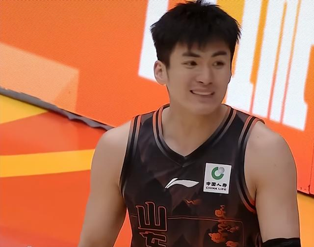 Kaiyun Sports-开云体育-CBA山东男篮逆转江苏,新外援首秀8分,珀赛尔37分陈林坚立功|克里斯|亨特|约翰逊|庞峥麟|高诗岩_新浪体育_新浪新闻