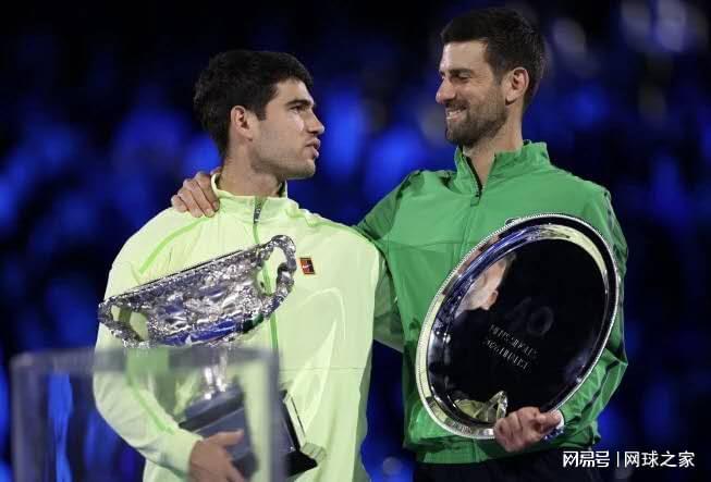 两位迷弟连续相逢大师赛,向西班牙战神纳达尔致敬