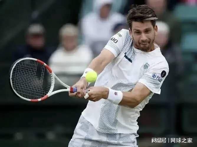 两位迷弟连续相逢大师赛,向西班牙战神纳达尔致敬