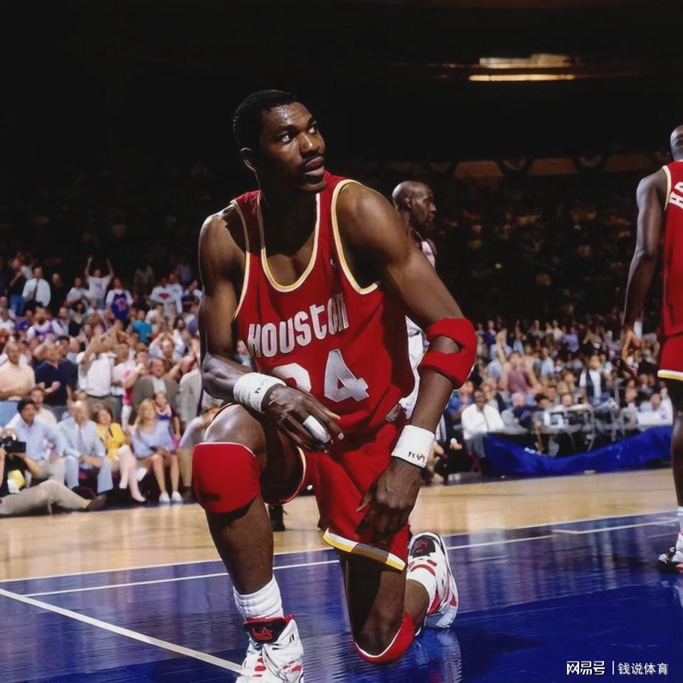 开云-爱游戏-NBA史上最具含金量的10个FMVP:乔丹两次上榜,11年诺天王第三!